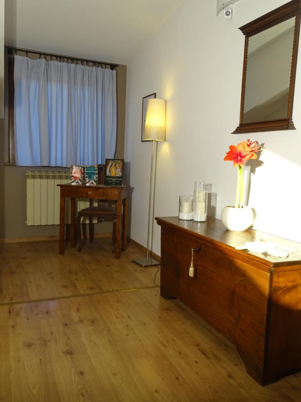 Bed and Breakfast La Casa Di Clara à Esine Extérieur photo